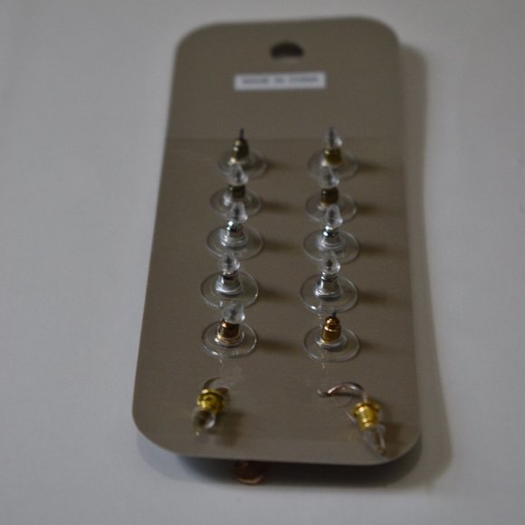 Crown Vintage Earring Set - Picture 4 of 4